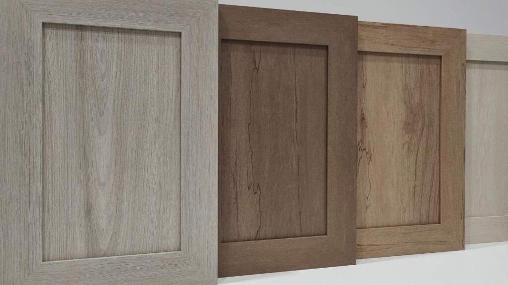 Four NEXGEN cabinet doors in Tafisa Karisma colours.